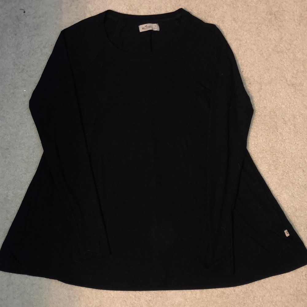 Black long-sleeve tee